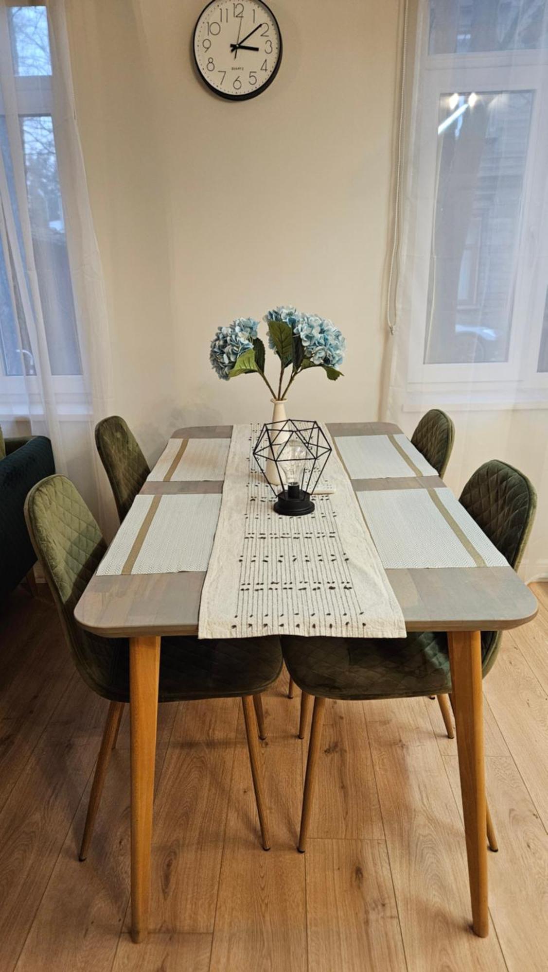 Cesu Str Cozy 2, Free Parking,self Check In Appartement *